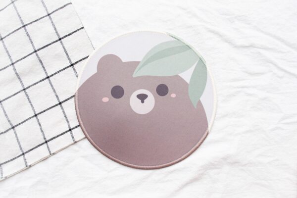 [CLEARANCE] Bear & Leaf Mouse Pad